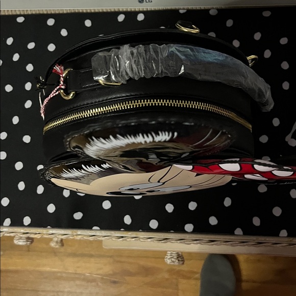 Loungefly Disney Minnie Mouse Parade Balloon Convertible Mini Backpack&Crossbody - Picture 2 of 9